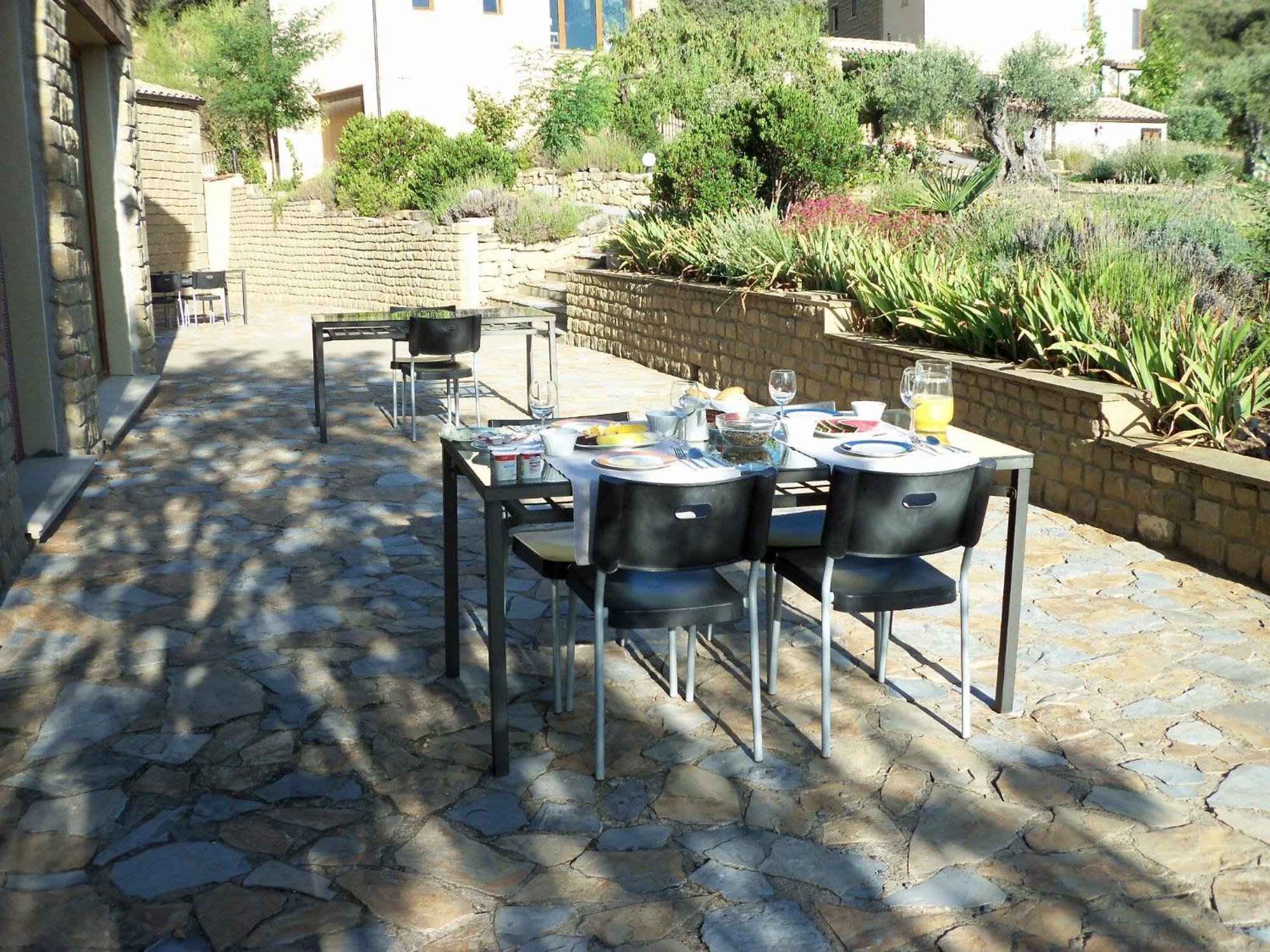 Alen D'Aragon Guest House Santa Eulalia de Gállego Eksteriør bilde
